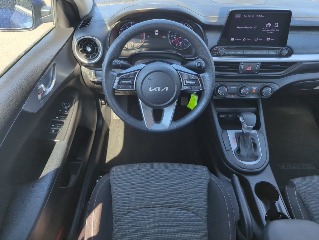 Used 2023 Blue Kia LXS image 14