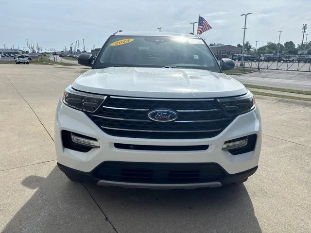 Certified Used 2024 Star White Ford XLT image 4