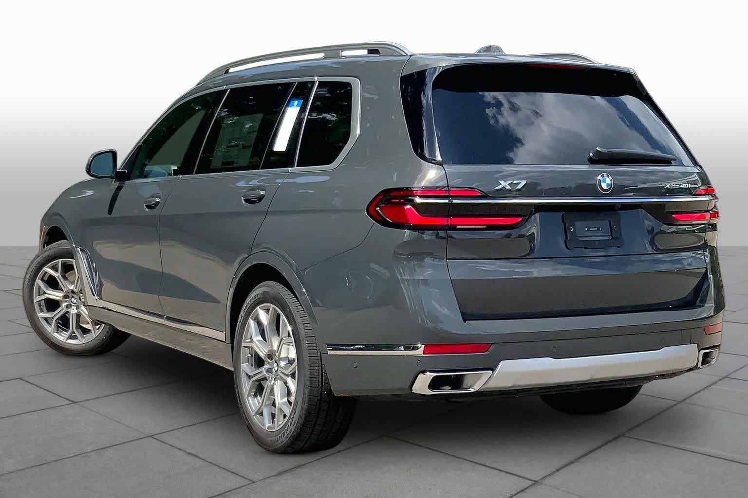New 2027 Dravit Grey Metallic BMW xDrive40i image 12