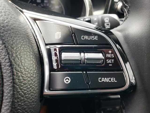 Used 2023 Black Kia S image 24