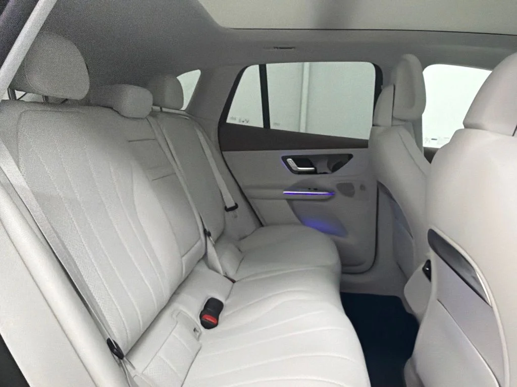 New 2027 Black Mercedes-Benz 320+ SUV image 30