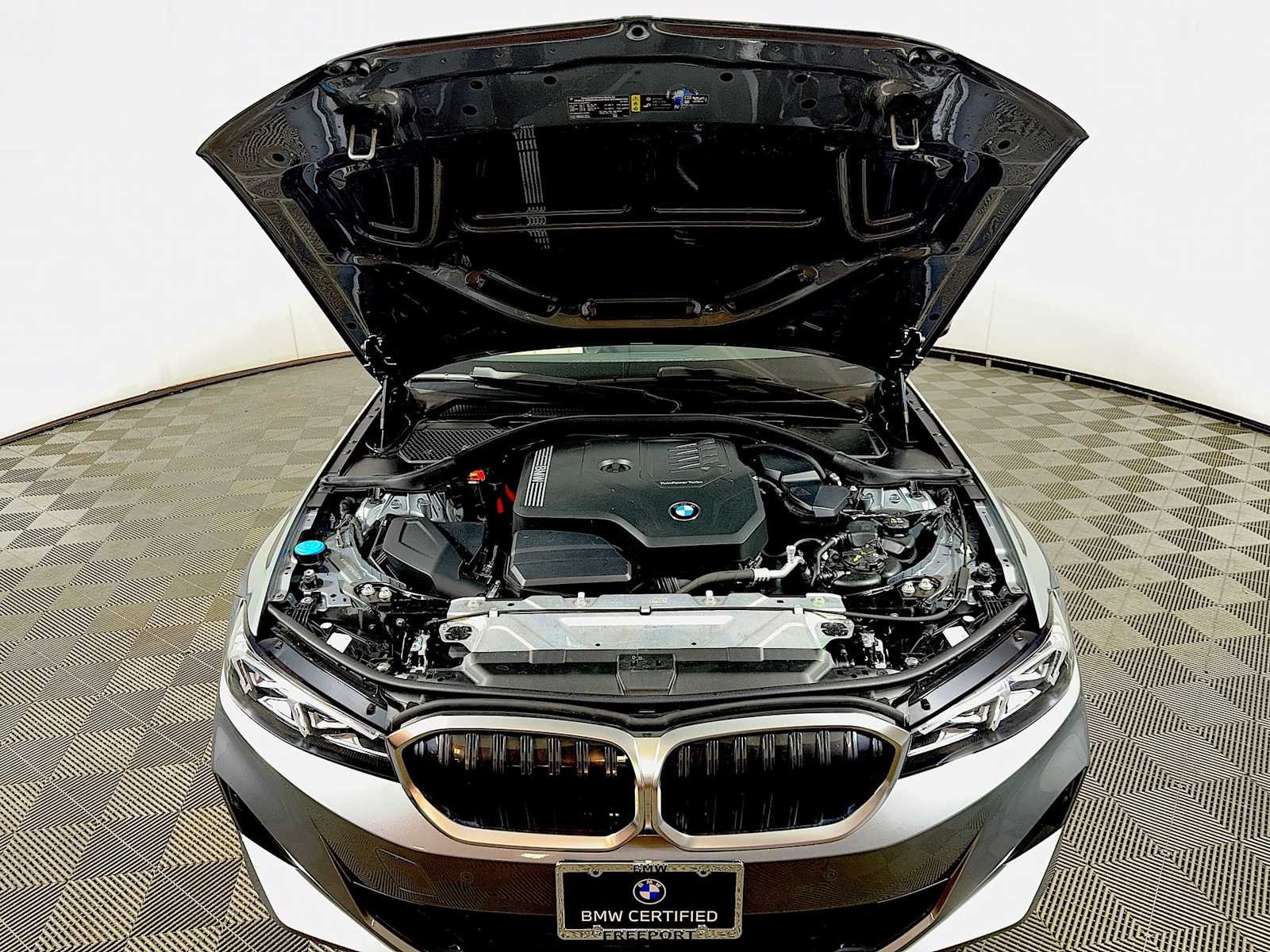 2023 BMW 3 Series 330i - Photo 31