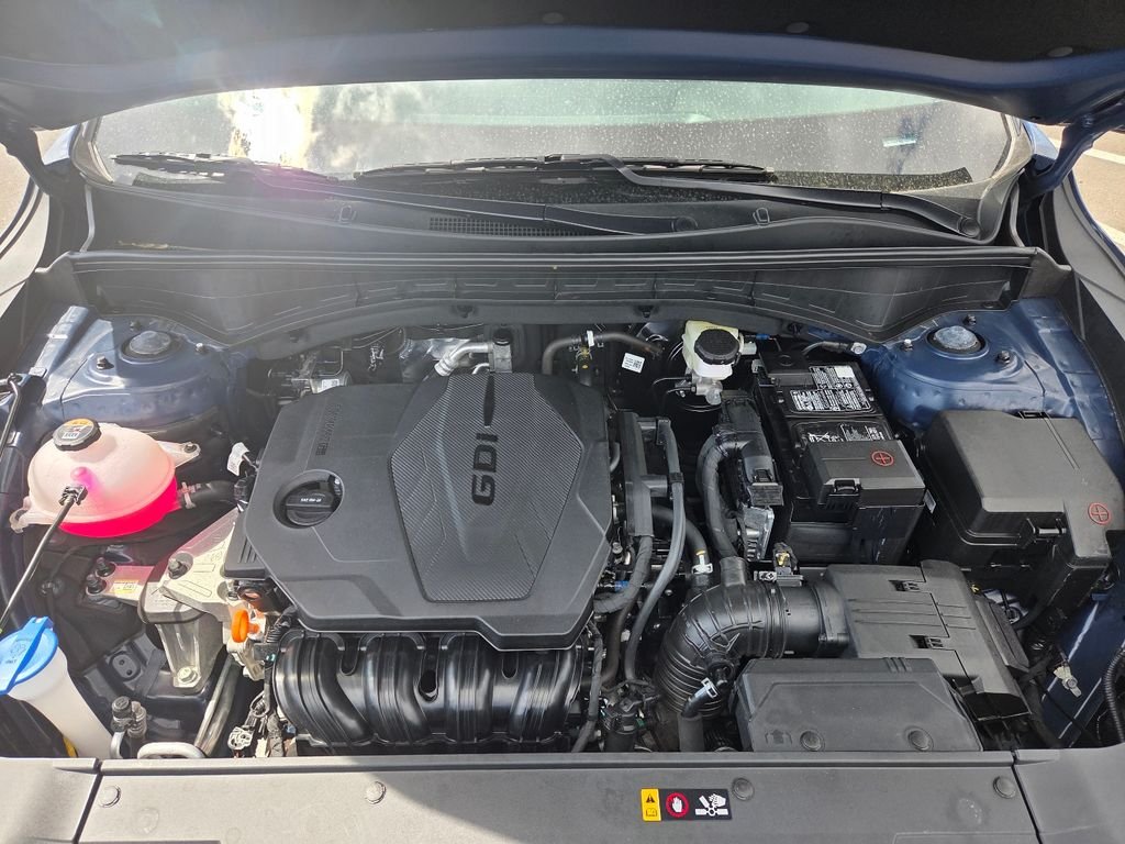Used 2025 Black Kia S image 25