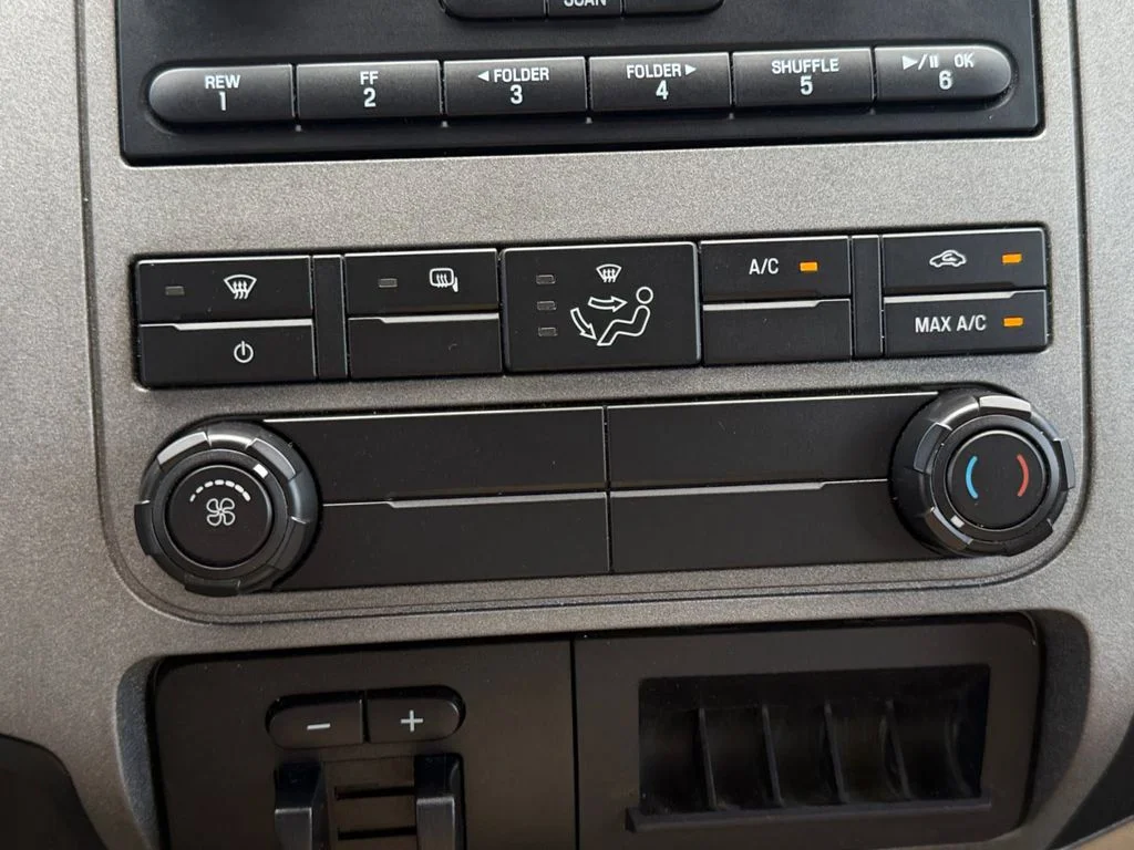 Used 2011 Black Ford XLT image 22