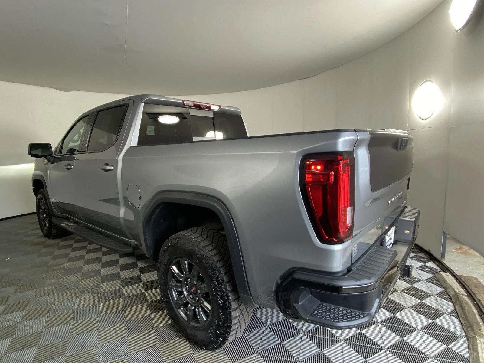 Used 2024 Sterling Metallic GMC AT4X image 16