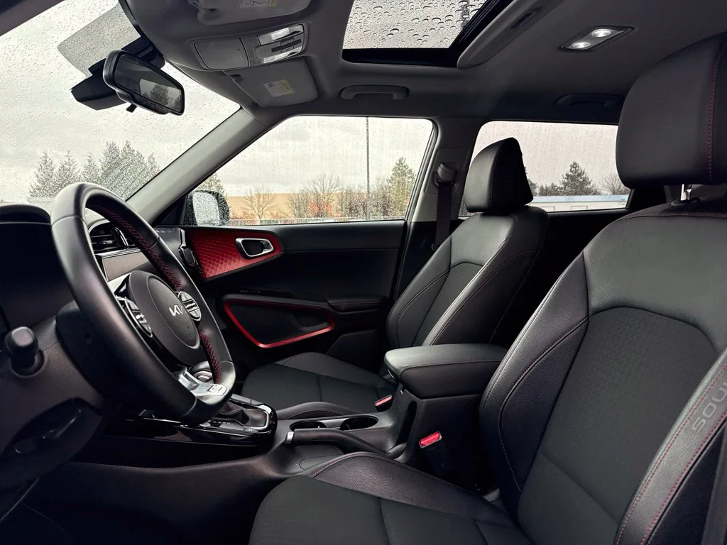 Used 2023 Fusion Black Kia GT-Line image 9