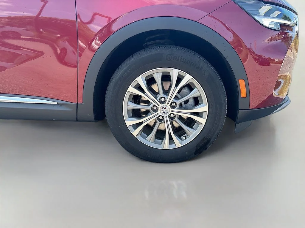 Used 2023 Red Buick Preferred image 11