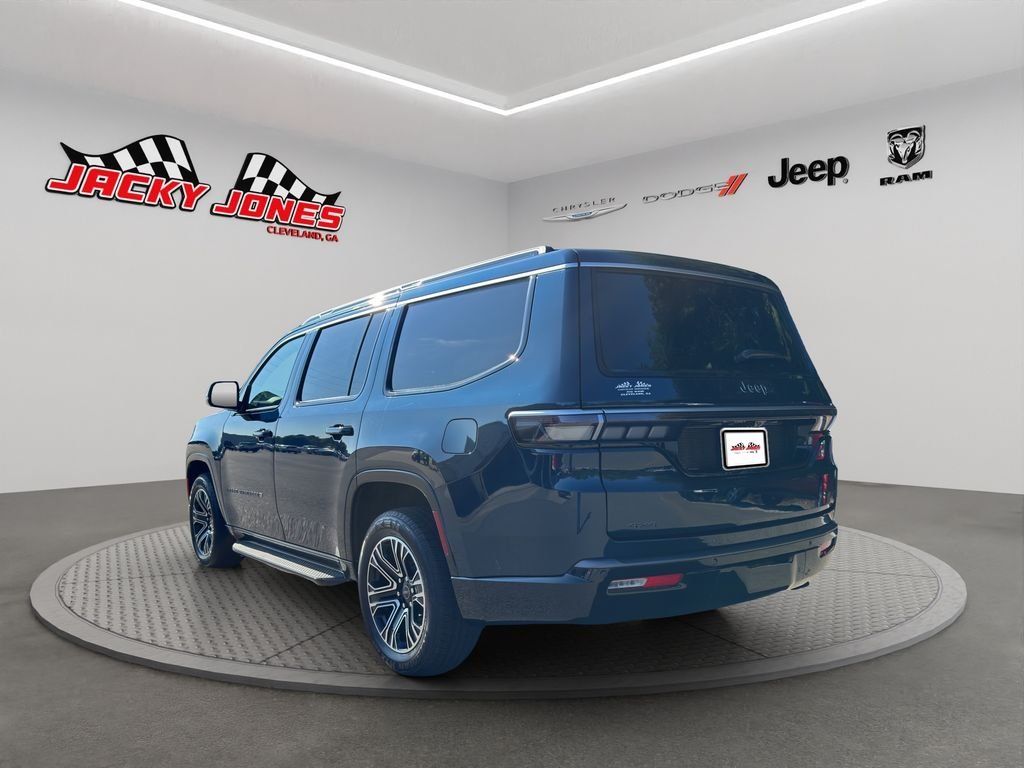 New 2026 Fathom Blue Pearlcoat Jeep Base image 7