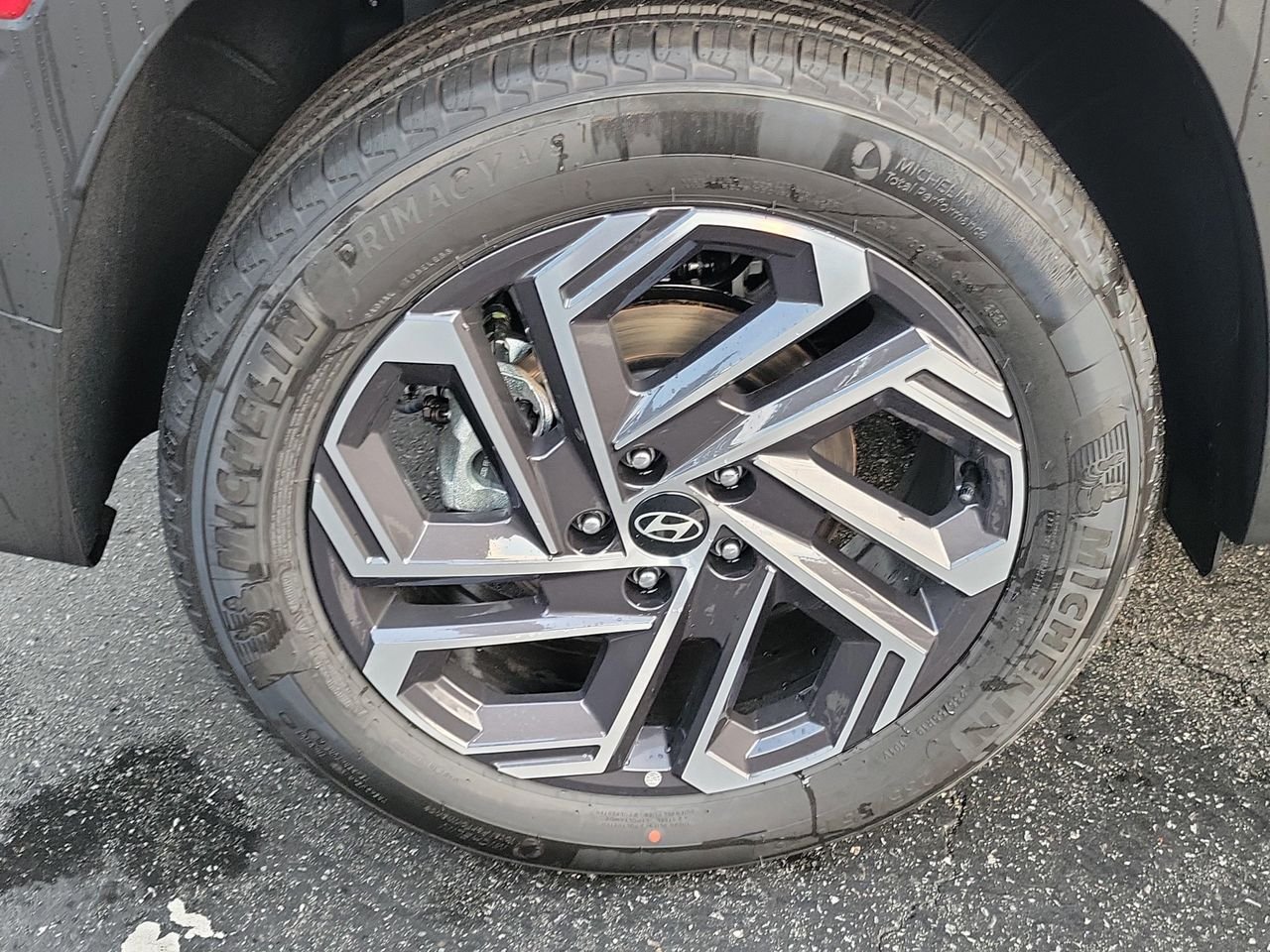 New 2026 Shimmering Silver Hyundai Limited image 3