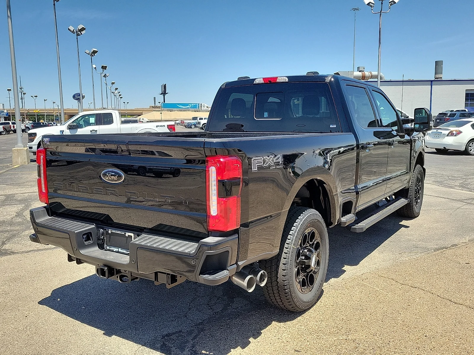 New 2026 Agate Black Metallic Ford F-250&reg; XLT image 4