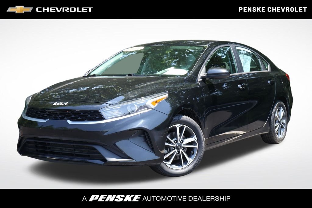 2024 Kia Forte LXS - Photo 1