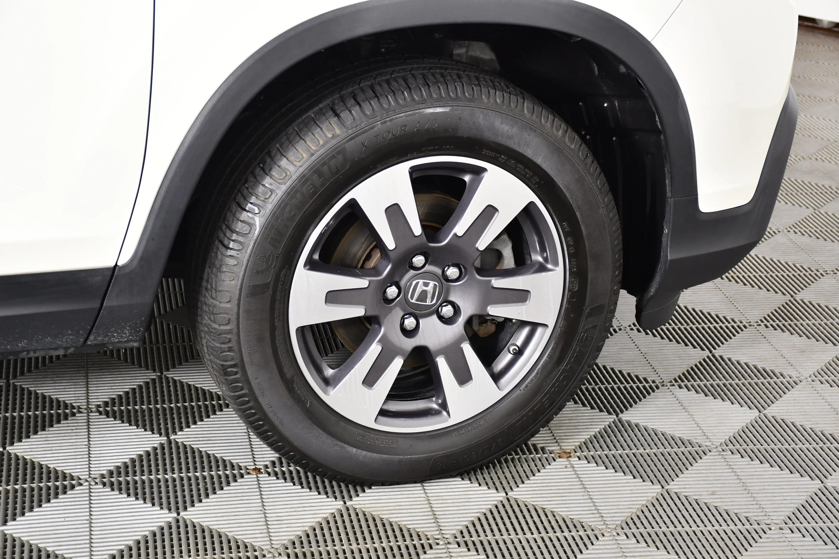 Used 2019 White Diamond Pearl Honda RTL-E image 57