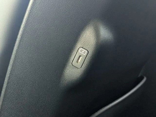 New 2027 Glacial White Pearl Kia X-Line EX image 15