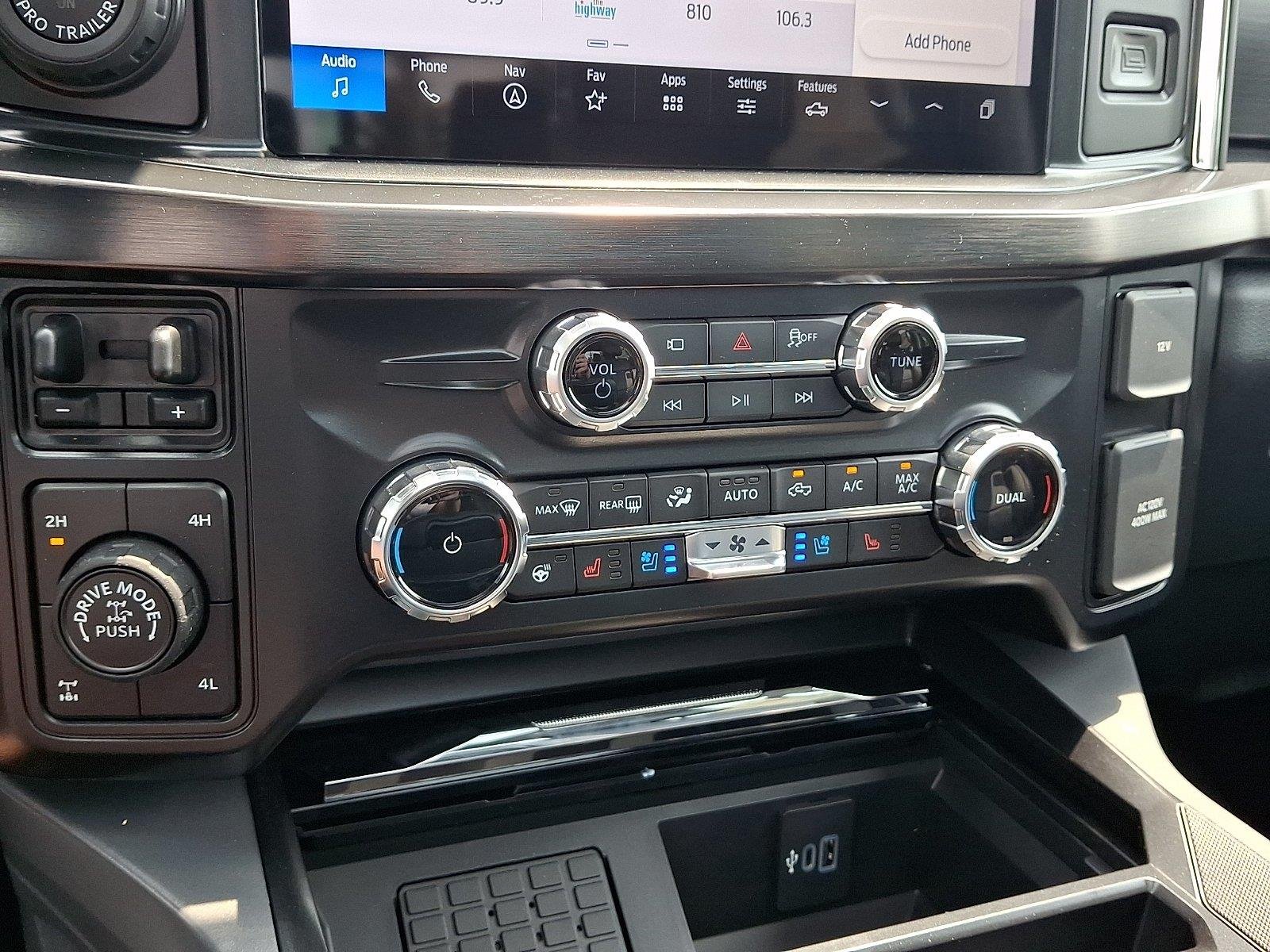 New 2026 Agate Black Metallic Ford F-250® Lariat® image 12