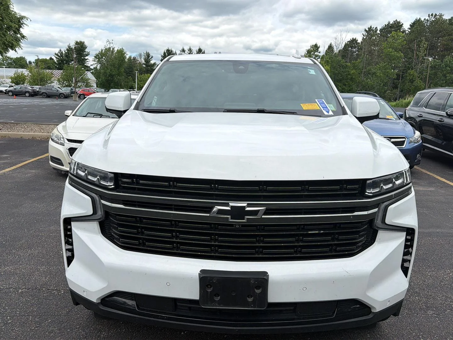 Used 2021 Summit White Chevrolet RST image 2