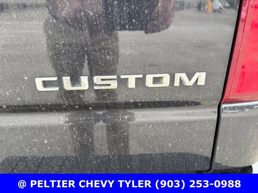 Used 2022 Dark Ash Metallic Chevrolet Custom image 10