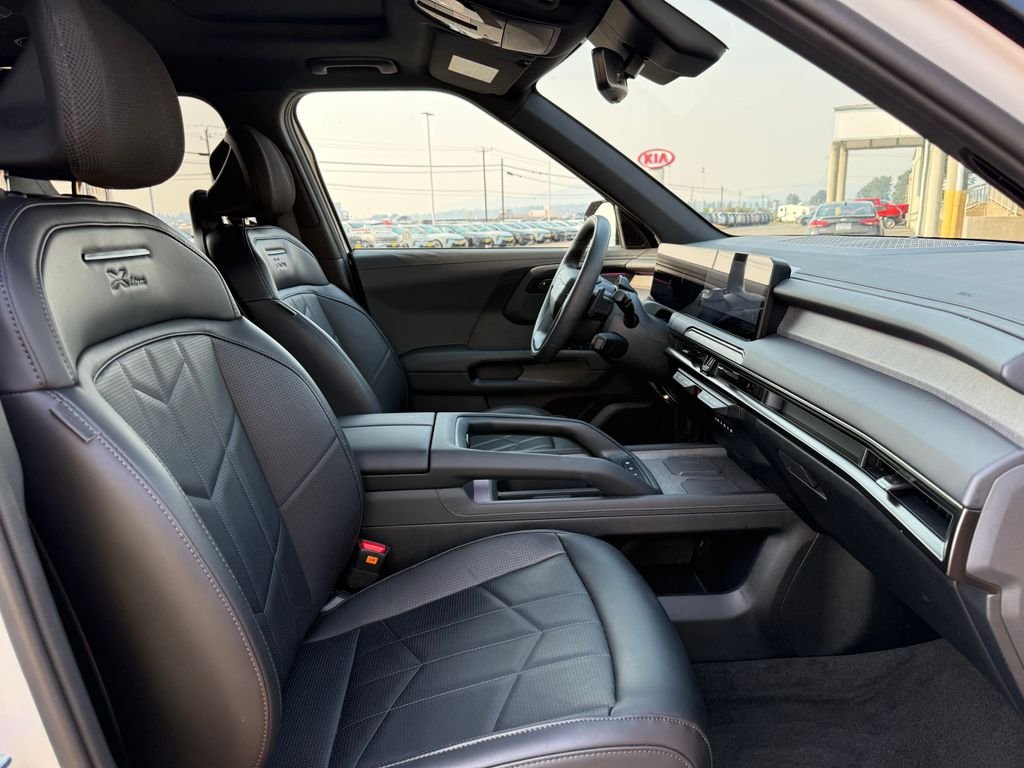 Certified Used 2027 White Kia X-Line SX image 13