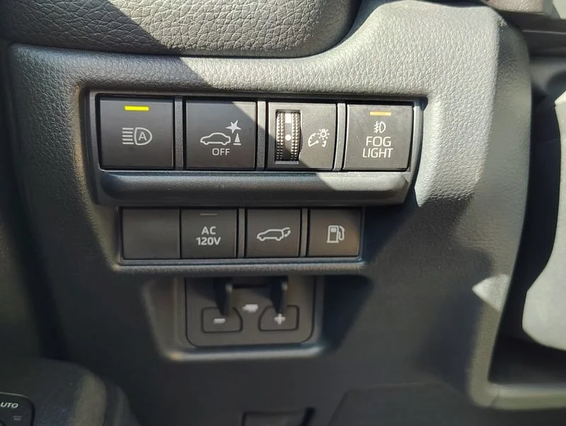 Used 2024 Gray Toyota 4WD (Natl) image 30