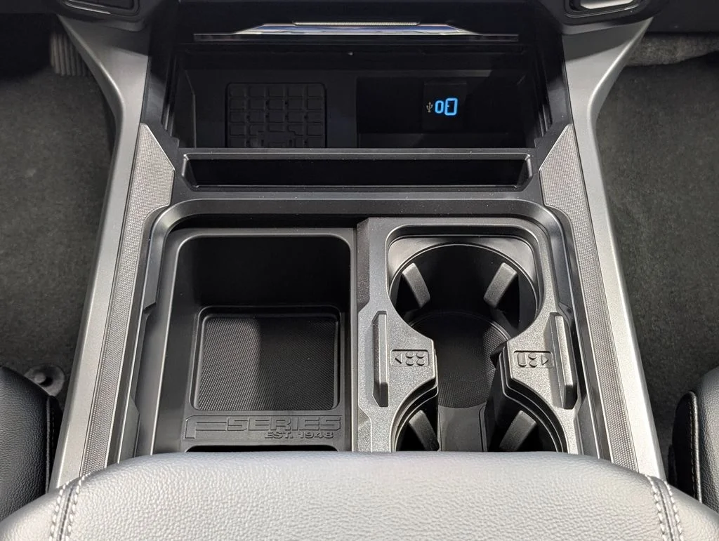 New 2026 Glacier Gray Metallic Tri-Coat Ford F-250® Lariat® image 8