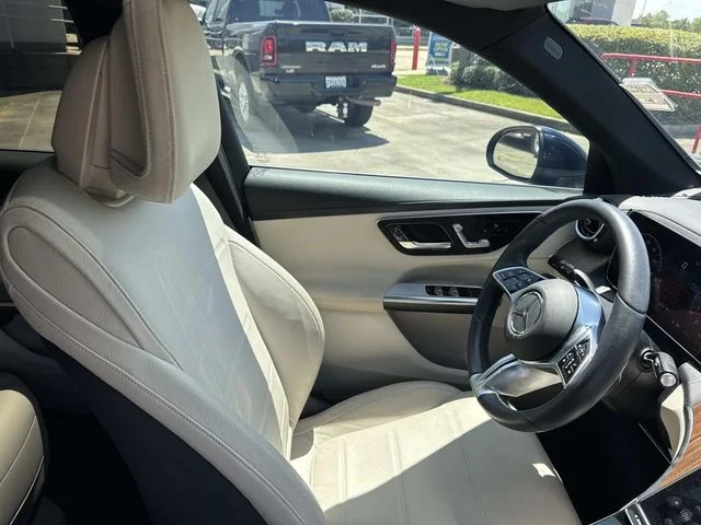 Certified Used 2024 Blue Mercedes-Benz GLC 300 image 18