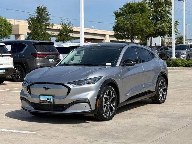 Used 2021 Silver Metallic Ford Premium image 9