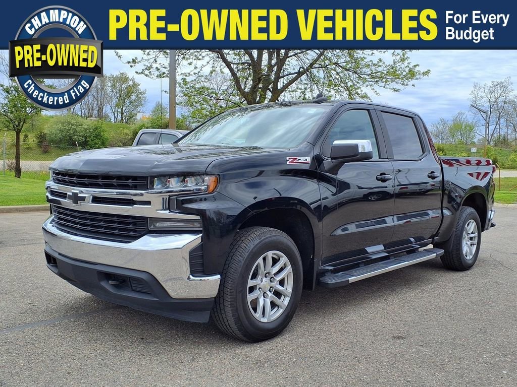 2019 Chevrolet Silverado 1500 LT 4X4 Crew Cab Short Box's photo