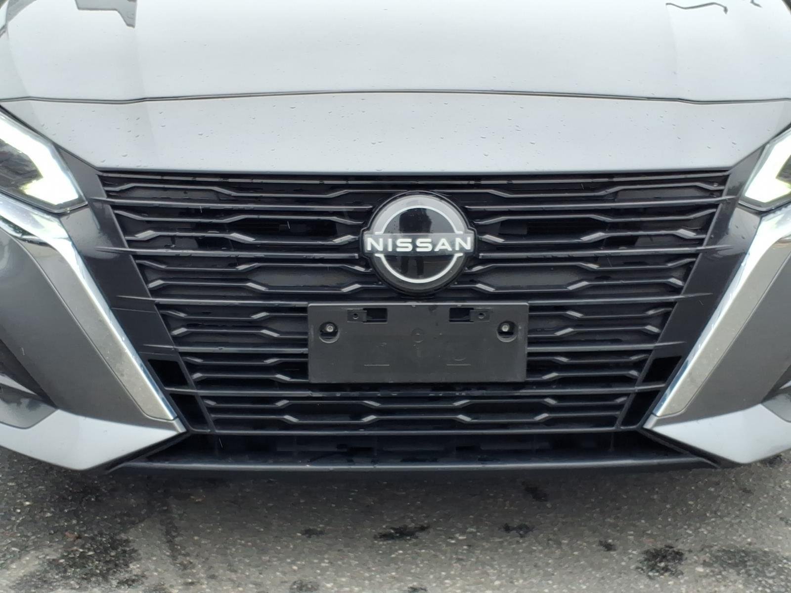 Used 2024 Gun Metallic Nissan 2.5 SV image 13