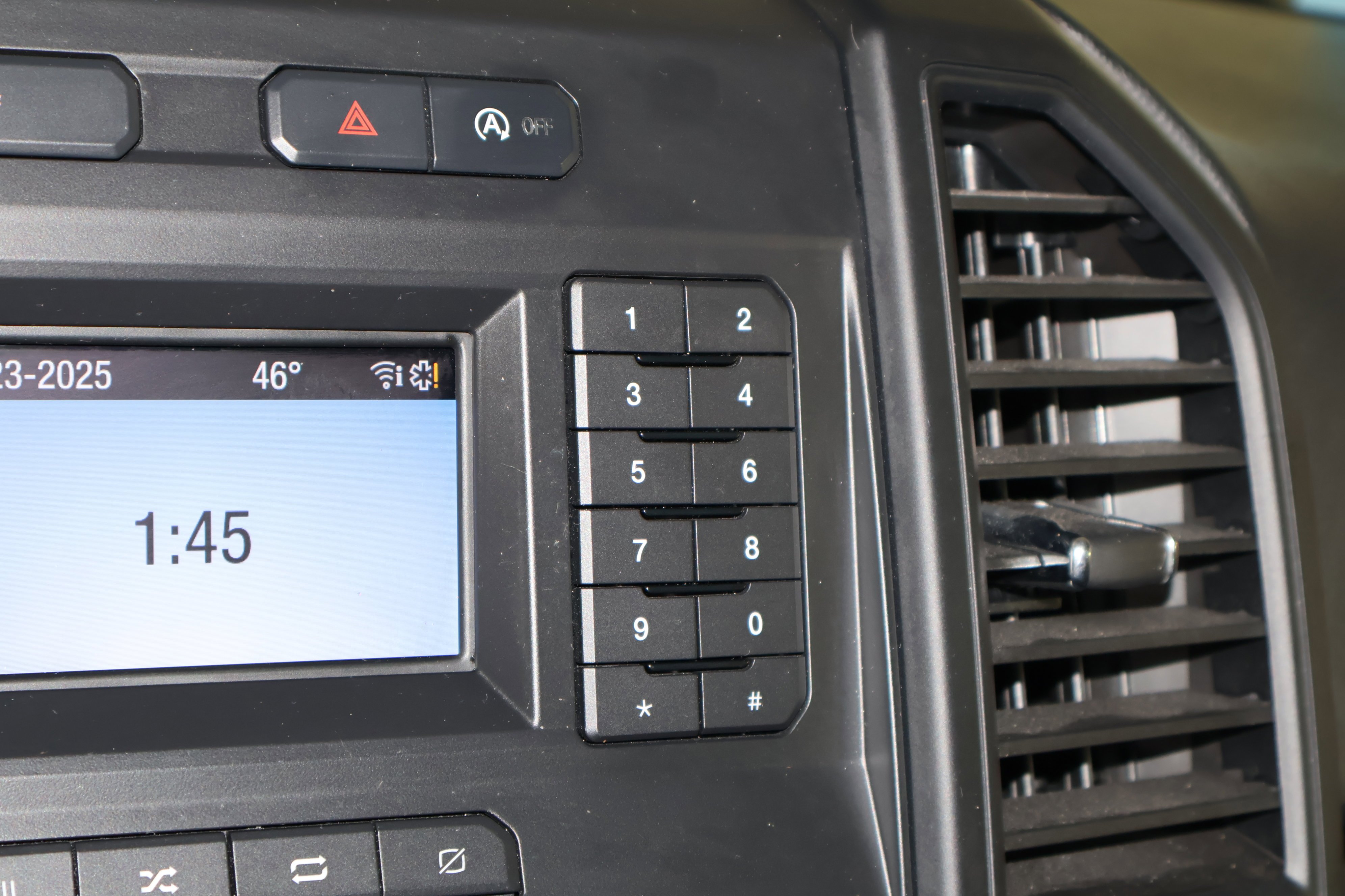 2020 Ford F-150 XL - Photo 31
