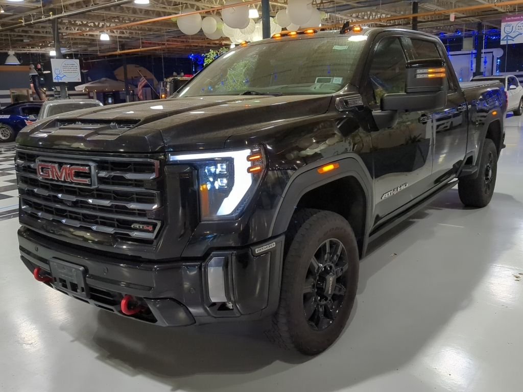 2024 GMC Sierra 4WD Crew Cab Standard Box AT4's photo
