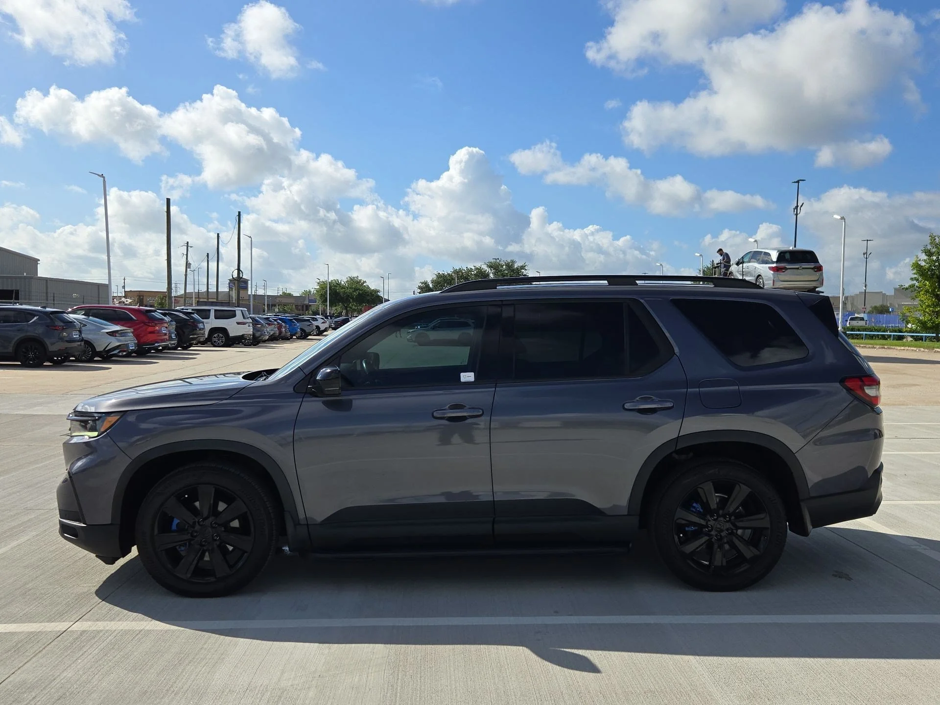 Certified Used 2025 Modern Steel Metallic Honda Black Edition image 6