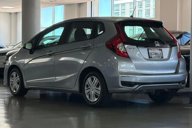 Used 2019 Lunar Silver Metallic Honda LX image 9