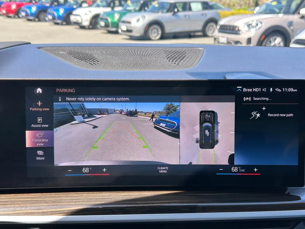 Used 2023 Green BMW xDrive40i image 23
