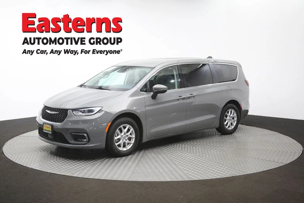 Used 2023 White Chrysler Touring L image 57