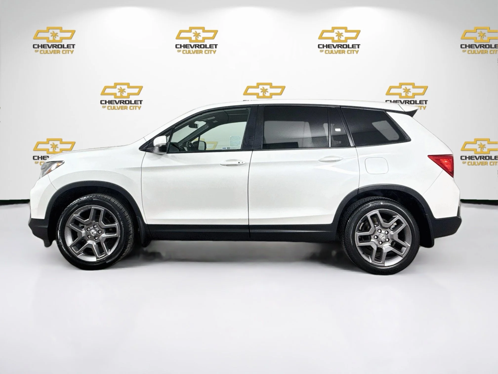 Used 2022  Honda EX-L image 5