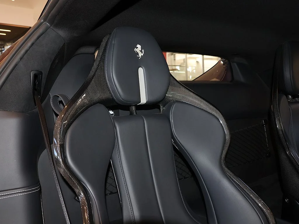 Certified Used 2025 Viola Hong Kong Ferrari  image 31
