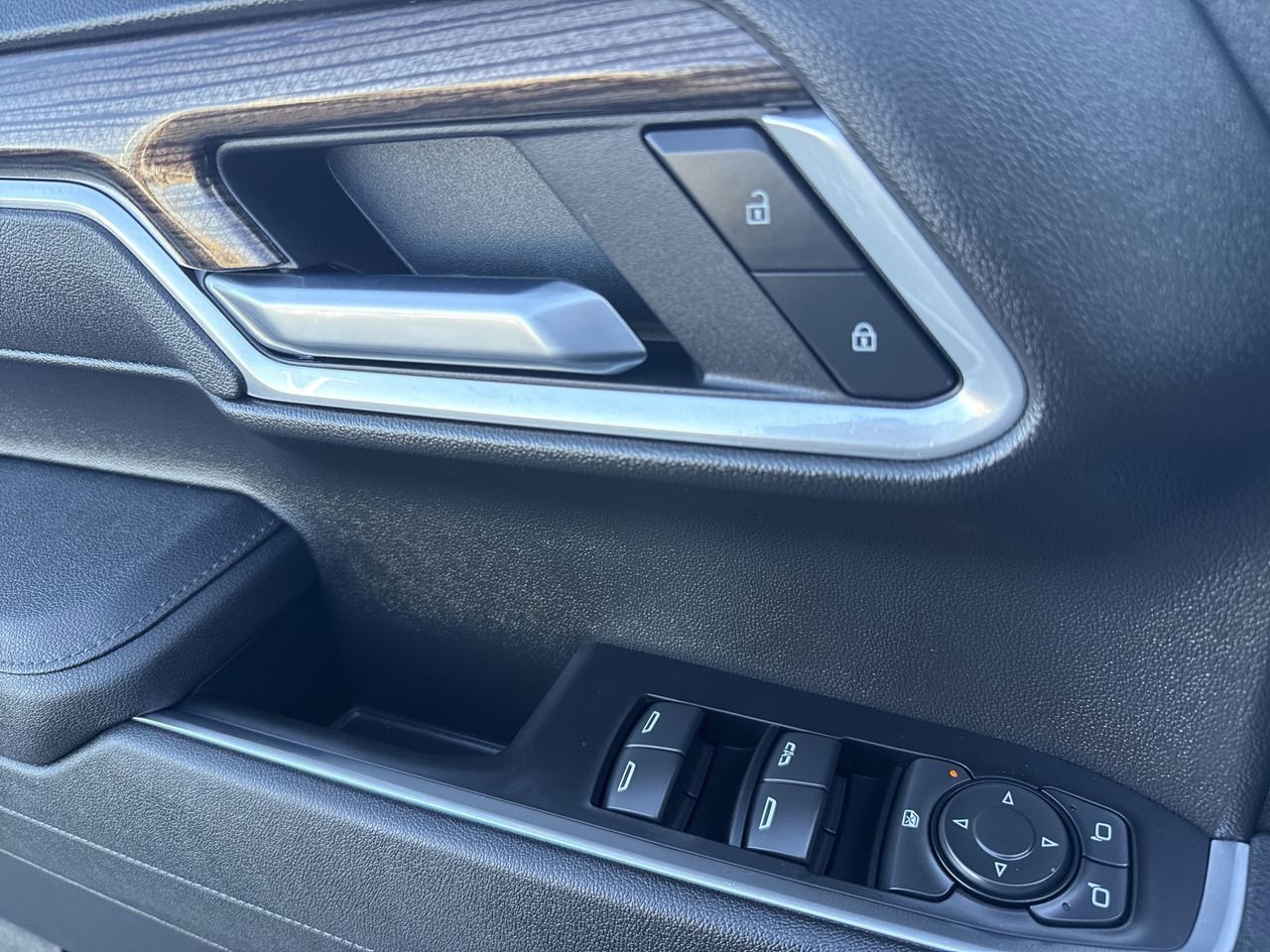 2026 Chevrolet Silverado 1500 RST - Photo 22