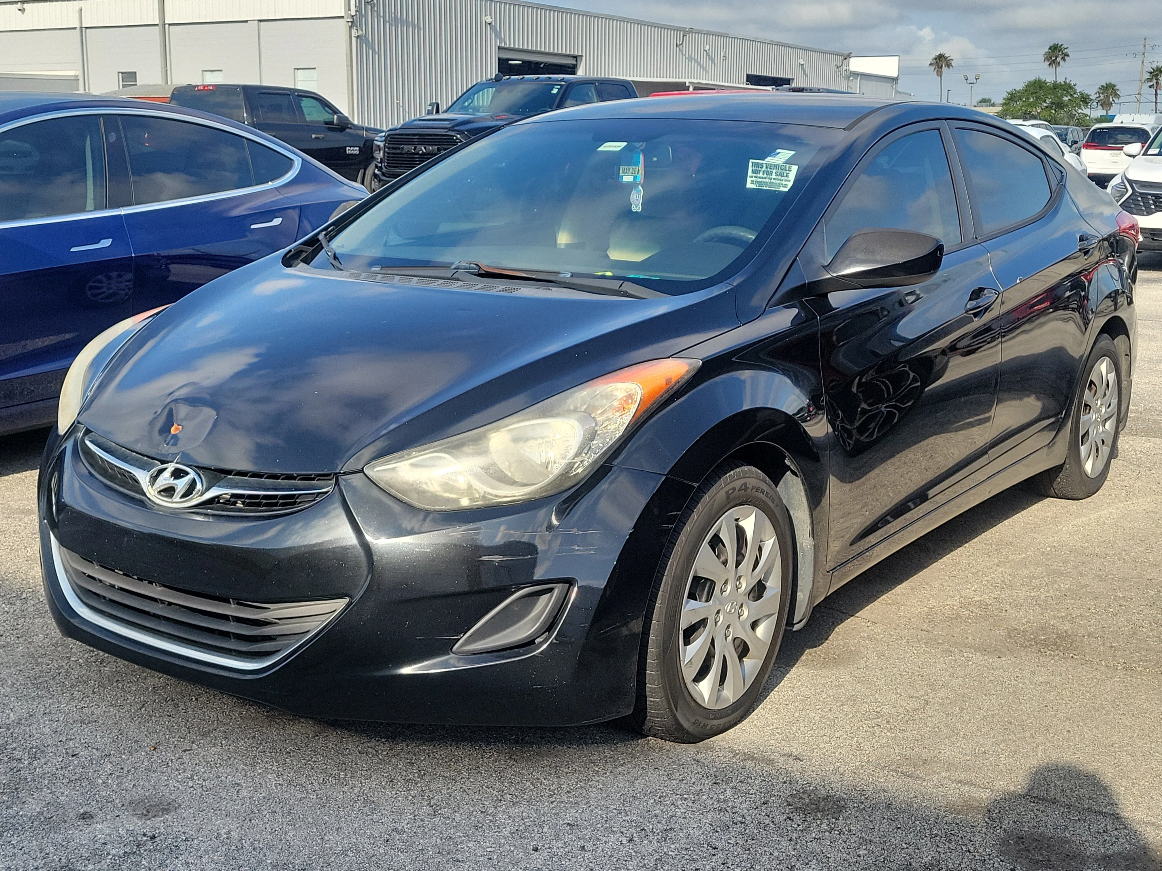 Used 2012 Midnight Black Mica Hyundai GLS image 3