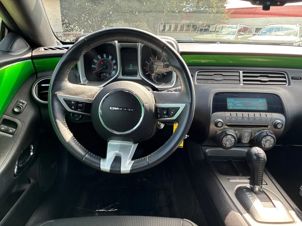 Used 2010 Green Chevrolet 1LT image 14