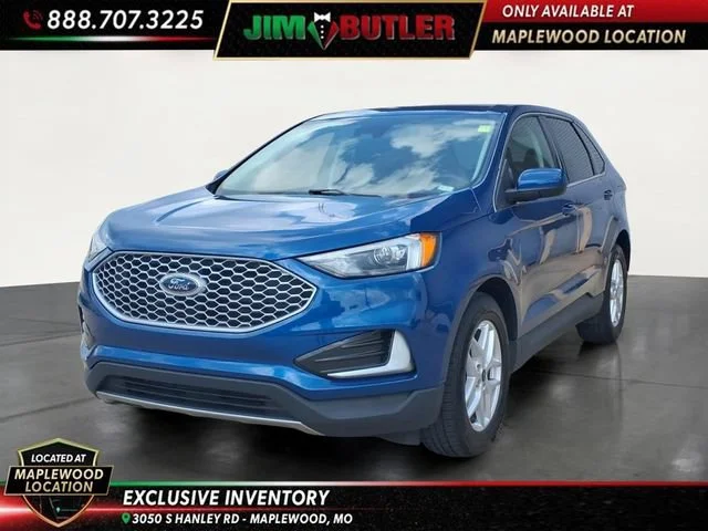Used 2024  Ford SEL image 1