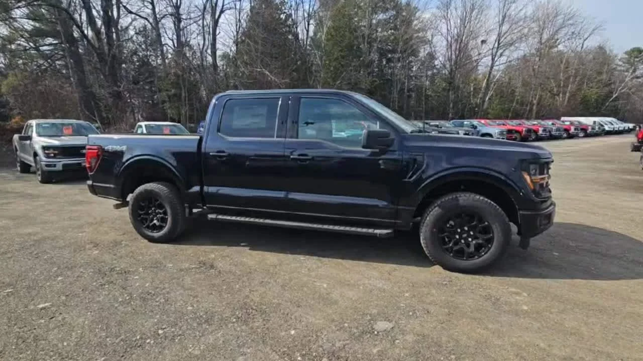 New 2026 Antimatter Blue Metallic Ford XLT image 9