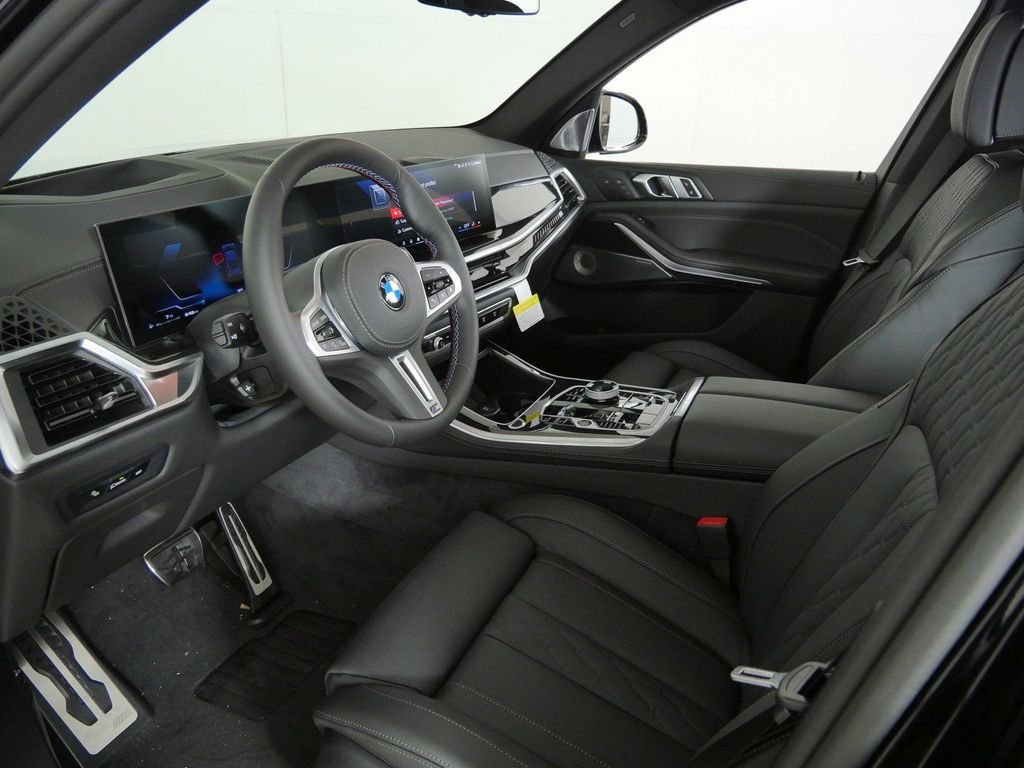 New 2026 Black Sapphire Metallic BMW M60i image 35