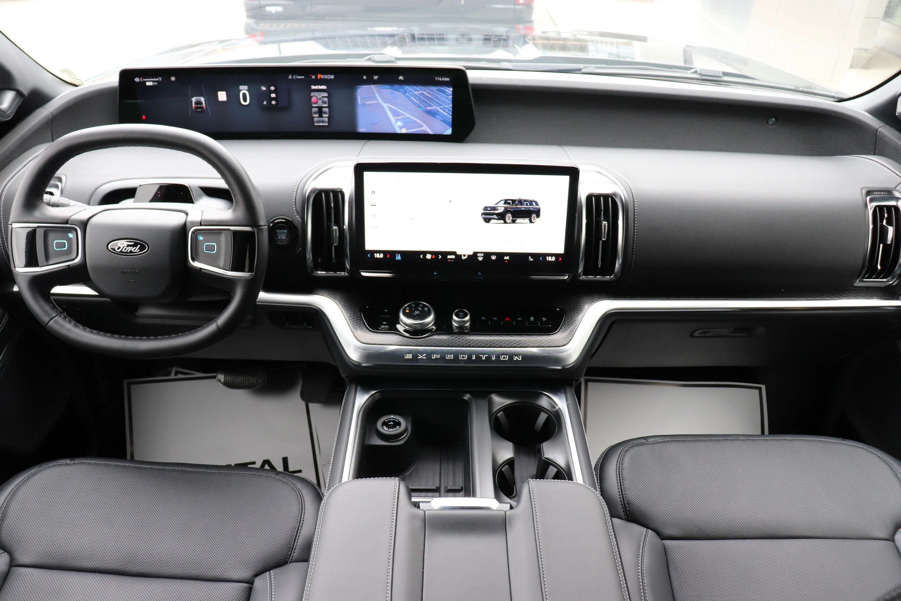 New 2026 AGATE BLACK METALLIC Ford Platinum Max image 23