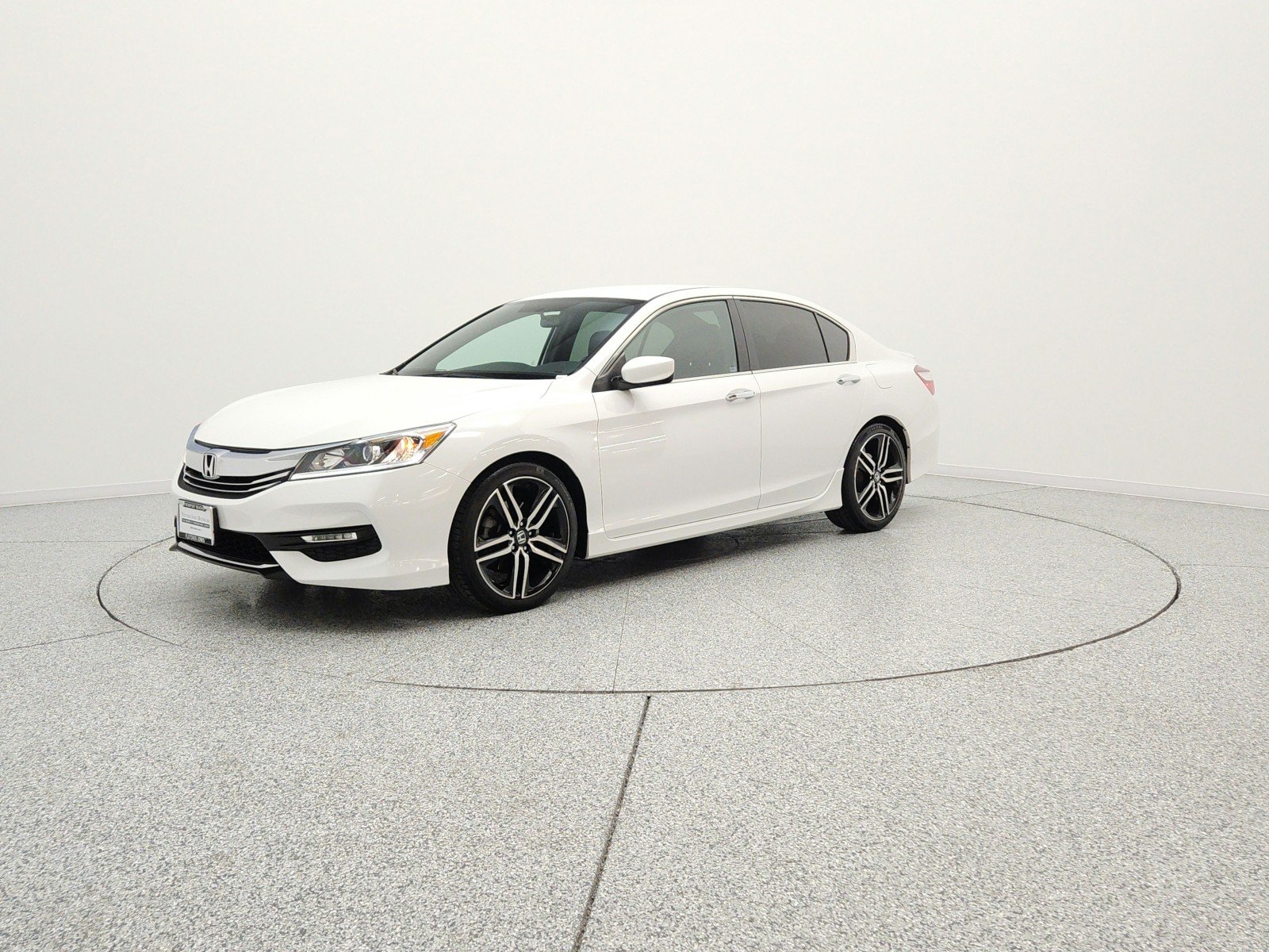 Used 2016 White Orchid Pearl Honda 4dr I4 CVT Sport image 1