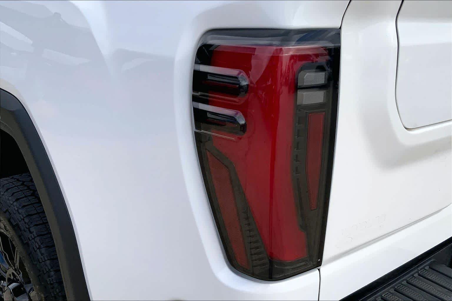 Certified Used 2024 Summit White GMC AT4 image 28