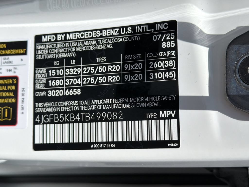 Used 2026 White Mercedes-Benz 4MATIC® image 32