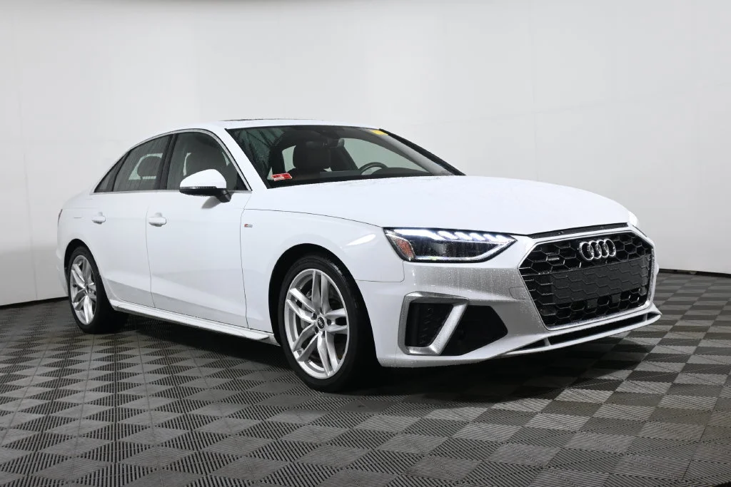 Used 2022 White Audi 45 S line Premium Plus image 9