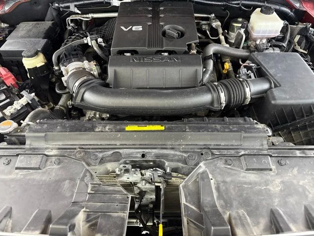 Used 2022 Red Nissan SV image 17