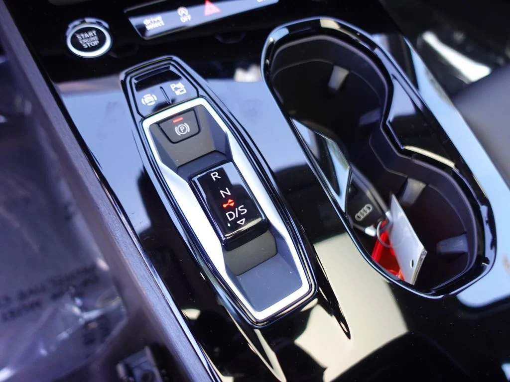 Certified Used 2025 White Audi 2.0T Premium image 19