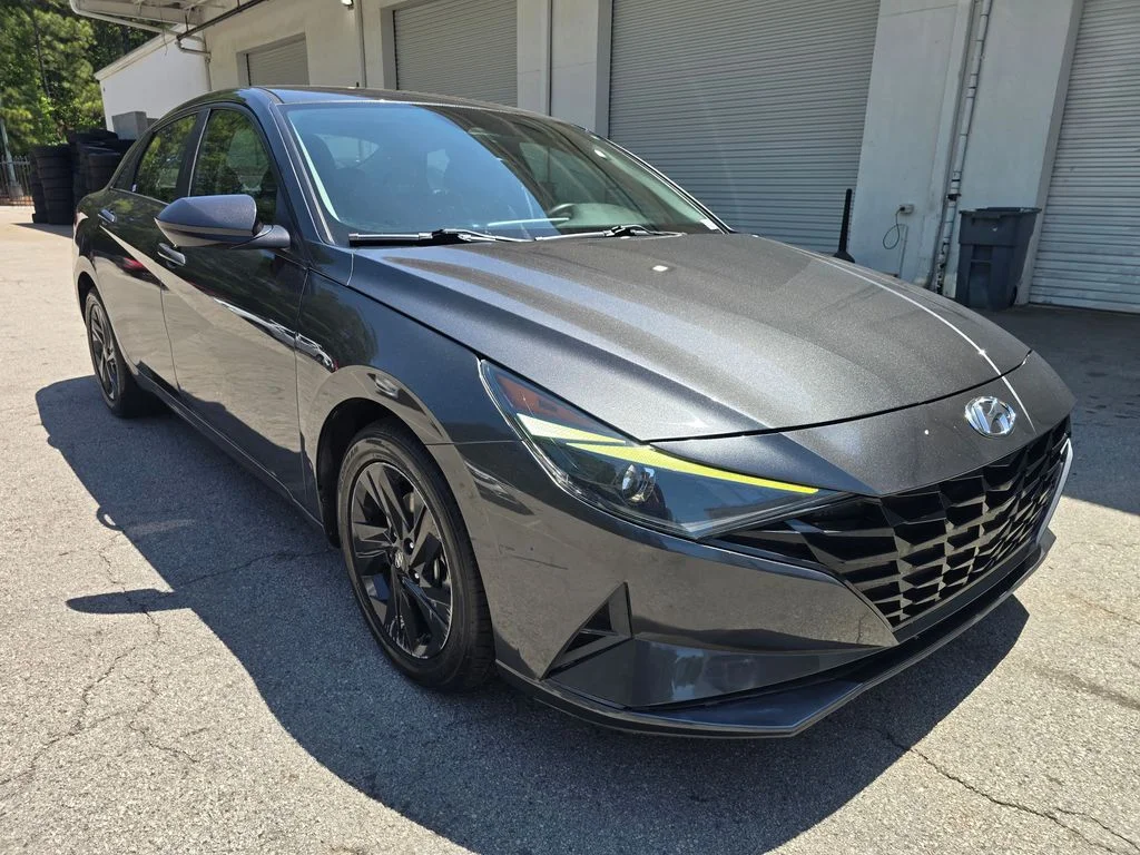 2021 Hyundai Elantra 2.0 SEL IVT's photo