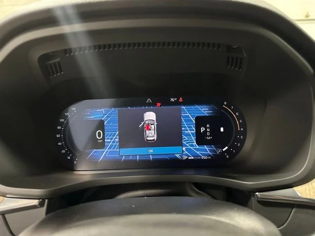 New 2026 Crystal White Volvo Plus image 19
